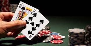 Bàn live casino với dealer chuyên nghiệp trong sảnh game vsport dành cho người chơi Việt Nam